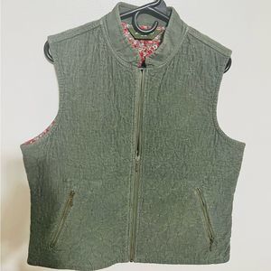 Eddie Bauer vest